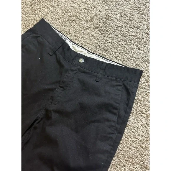 Men's Volcom Chino Shorts - 29W - Picture 2 of 5